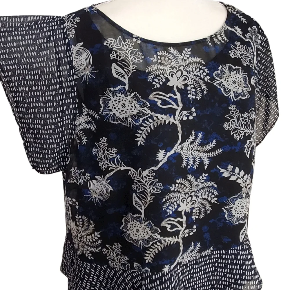 Cabi Sheer Hybrid Blouse - Picture 4 of 13